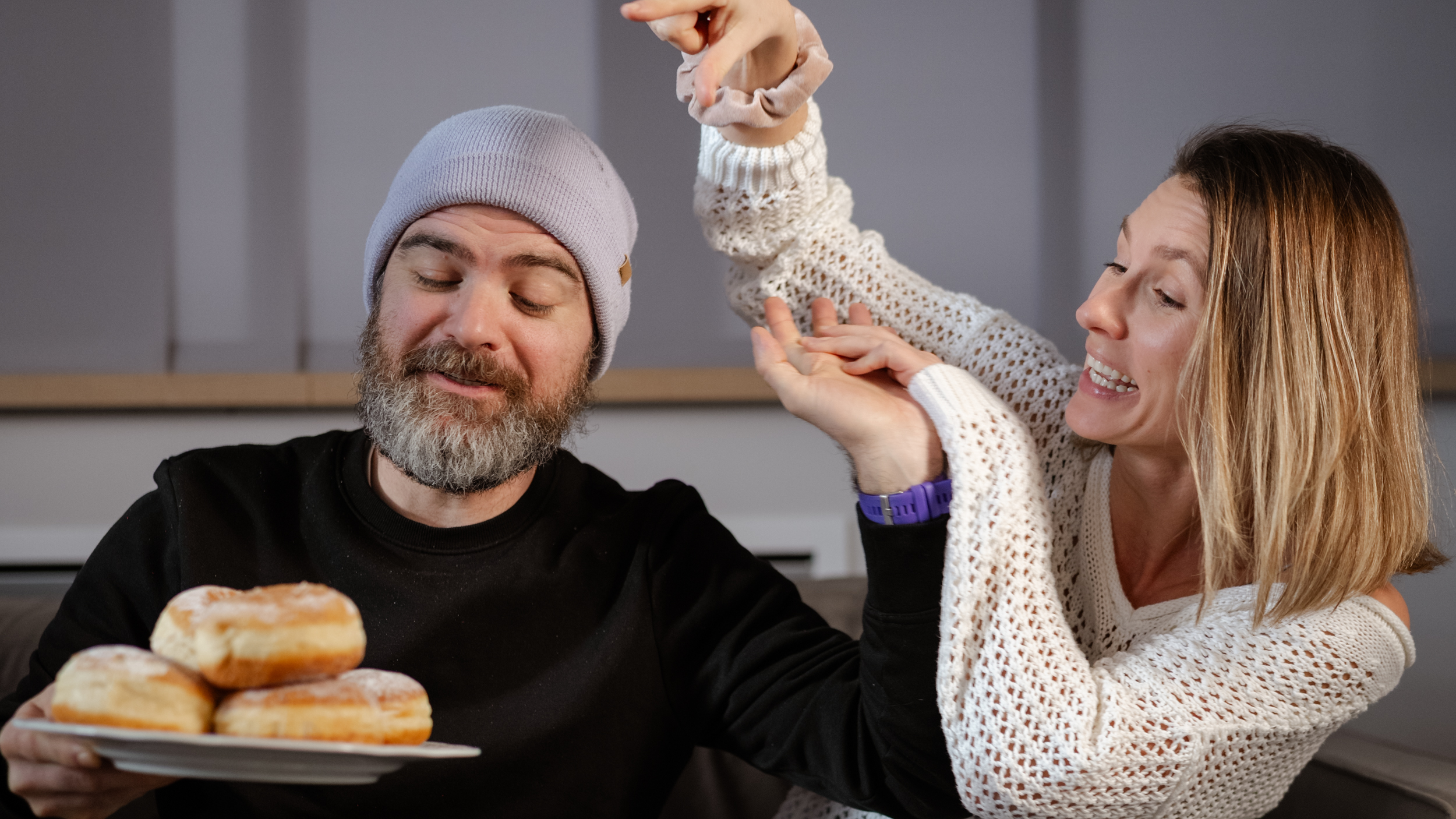 MALA SLATKA SLABOST – SREDINA RADI RADOST by PAN PEK